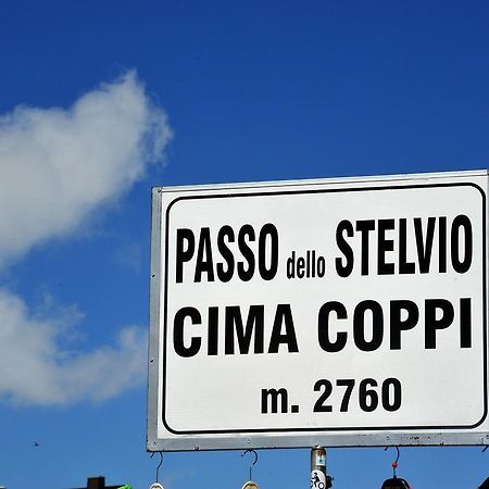 Hotel Col du Stelvio Extérieur photo